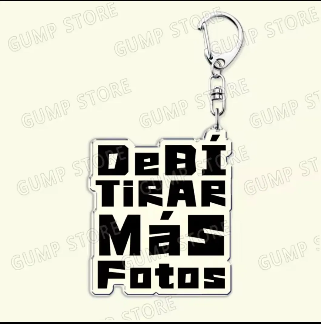 DeBi TiRAR MaS FOToS Black Text Keychain